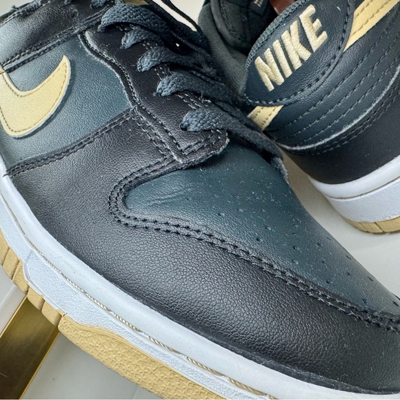 Nike Dunk Low Black Sesame DV0831-005 Men 6.5 Women 8 Preowned Like New No Box - Picture 13 of 16